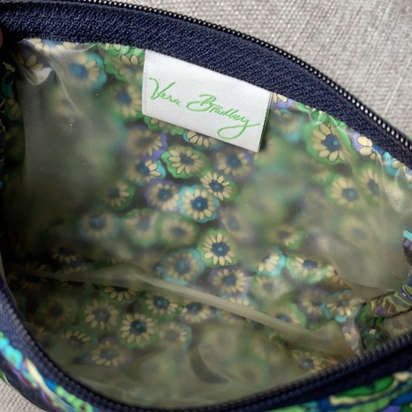 Vera Bradley Makeup Tote - Picture 3 of 5